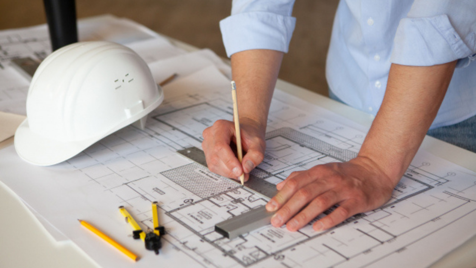 建築士募集（仕入/民泊・宿泊 評価・開発・許認可担当）　副業可/週３日～OK/月給30〜40万円/インセンティブあり/完全週休二日制/建築士/新オフィス/交通費支給/駅チカ/虎ノ門駅　