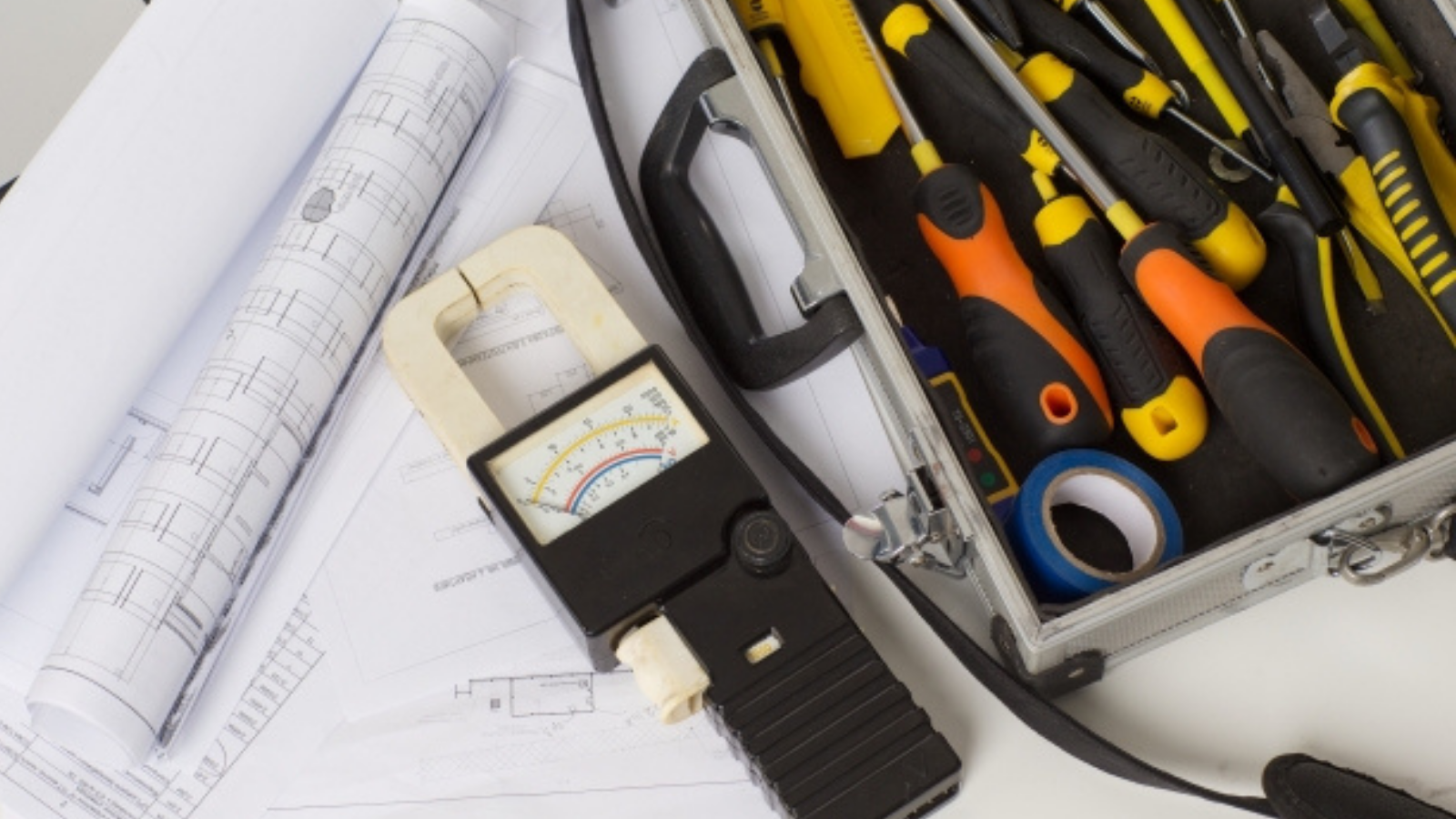 「この資格を取りたい」「現場を任されたい」といった声にはしっかり応えます。努力がそのまま形になる環境なので、向上心を...