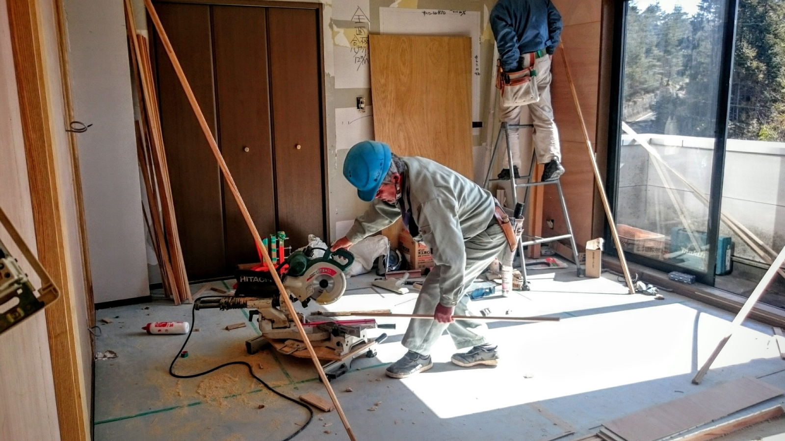 茨城県 守谷市、建築/多能工(大工×内装、設備×電気など、2~3種こなせる職人さんを募集)